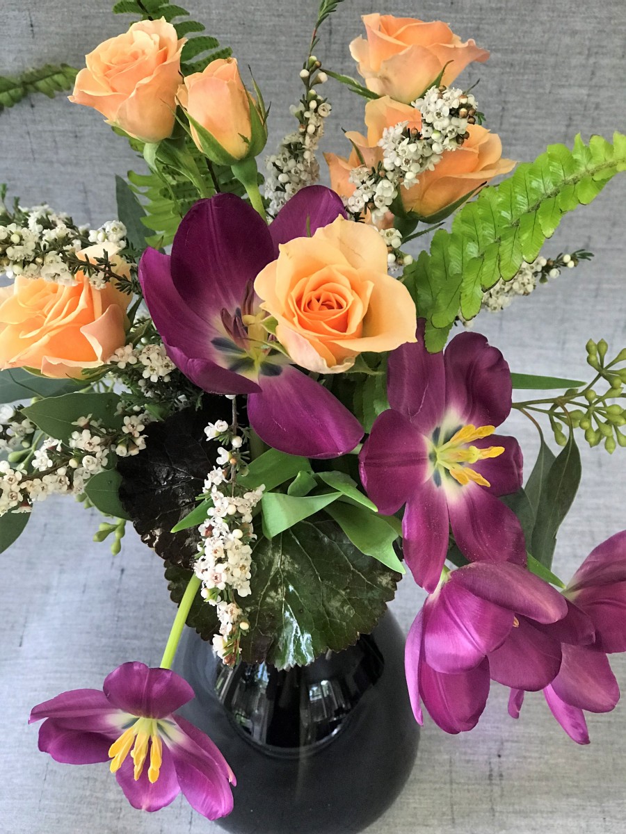 Spring Bud Vase - Image 2
