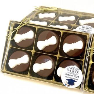 Grad Milk Chocolate Oreos